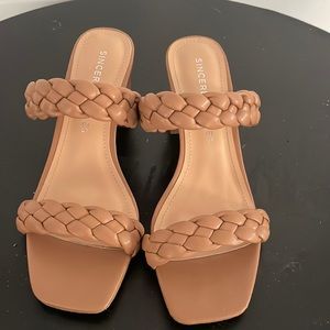 Sincerely Jules - Tan block heel slides faux leather super soft and comfortable